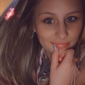 Meet your Posher, Jenell